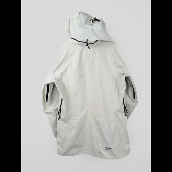 [SOLD] ARC'TERYX 2010 Womens US M SCARABEE Recco Ski Jacket Shell White Tea GTX - Picture 11 of 15